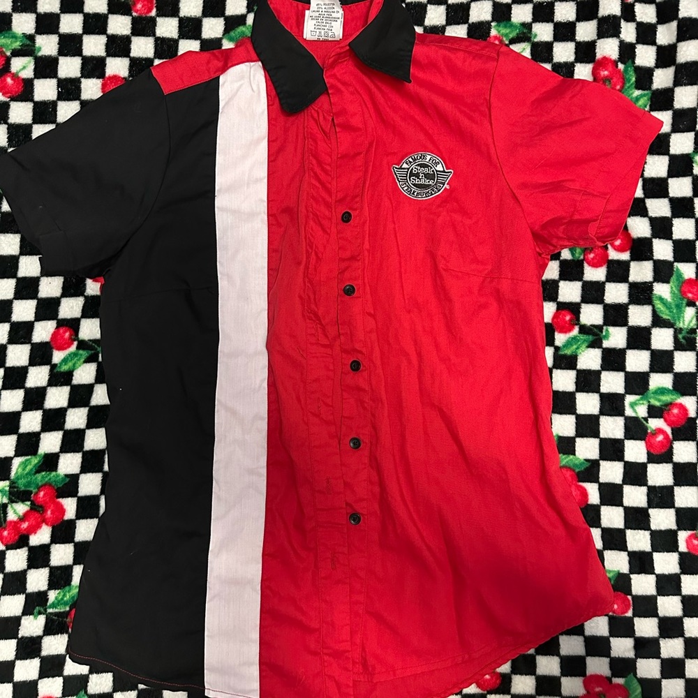 Steak N Shake button up shirt